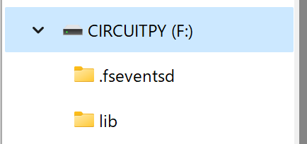 IB-DUALをパソコンに接続してUSBメモリとして認識される様子